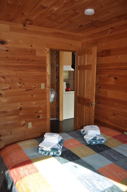 沉睡驼鹿山林小屋 Birch Plain 外观 照片